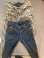 2x G-Star Jeans abzugeben gr 36 Nordrhein-Westfalen - Moers Vorschau