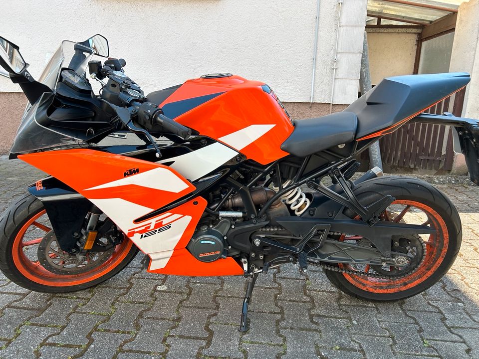 KTM RC 125 in Iffezheim