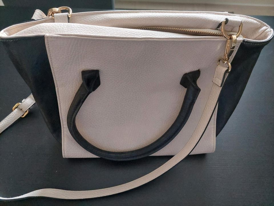 Naomi Cambel Damen Handtasche in Köln