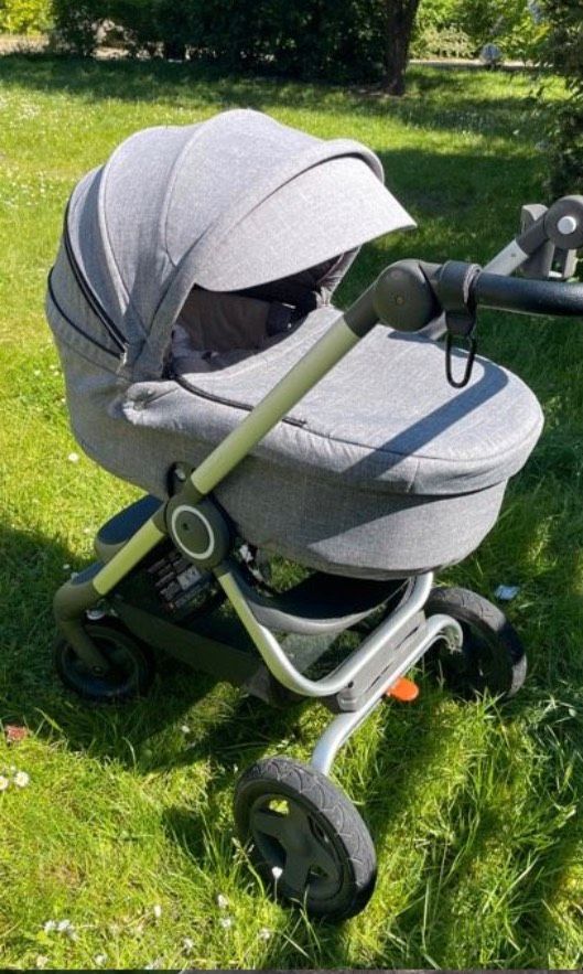 Kinderwagen Stokke Scoot V3 Wickeltasche Babyschale in Hamburg