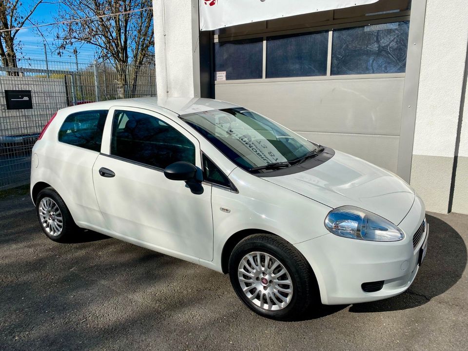 Fiat Punto 1.2 8V,KLIMAANLAGE,NEUE TÜV in Erlenbach