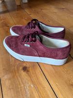 Vans in dunkelrot Niedersachsen - Braunschweig Vorschau