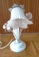 Tischlampe weiß tulpenförmig Florentinerstil floral gestaltet Niedersachsen - Göttingen Vorschau