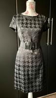 Schwarzes Kleid von Jake*s Gr.34 Nordrhein-Westfalen - Lippstadt Vorschau