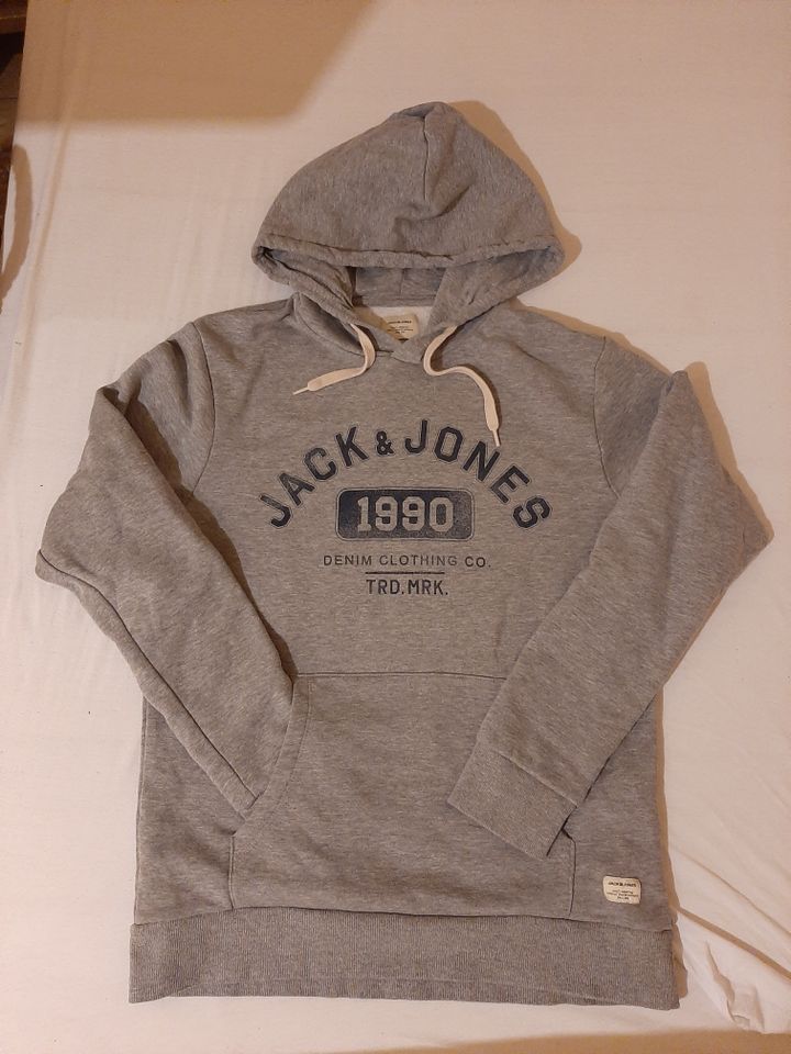 Kapuzenpullover Hoodie Jack & Jones, Männer Gr. M in Hanau