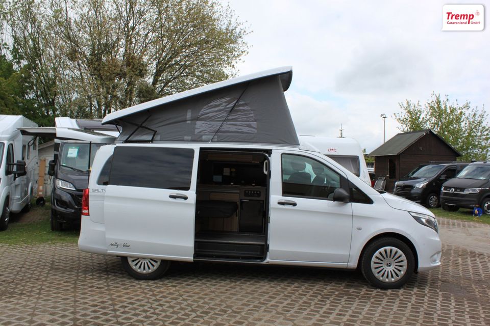 Mercedes-Benz Vito Tourer Salty Blue Premium in Hoppegarten