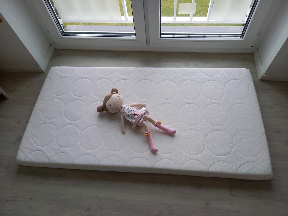 Ikea Matratze 70x140 für Kinder und Babybett in Jüchen