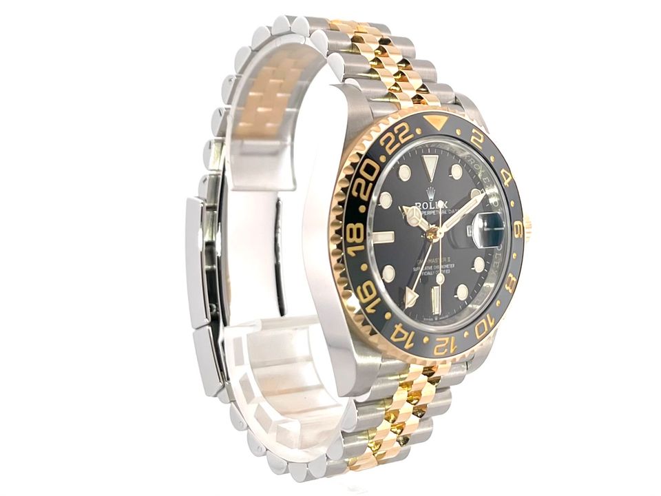 Rolex GMT-Master II Edelstahl Gelbgold Ref. 126713GRNR in Bietigheim-Bissingen