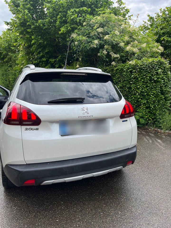 Peugeot 2008 Rückfahrkamera in Reutlingen