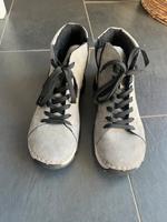 Rieker Schuhe grau Gr 41 Wildleder neuwertig Nordrhein-Westfalen - Euskirchen Vorschau