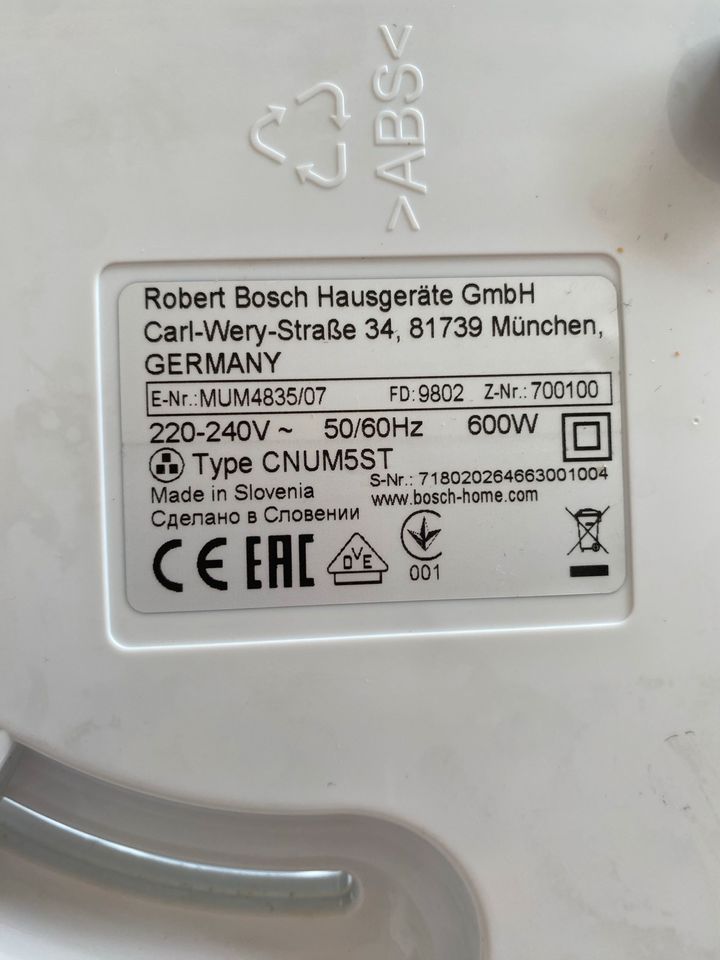 Bosch Küchenmaschine weiß MUM4 in Korschenbroich