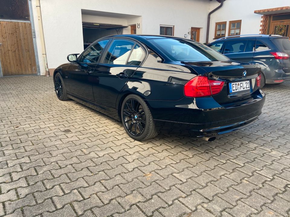 Bmw E90 318i LCI Facelift in Dorfen