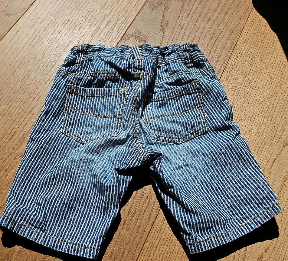 Shorts kurze Hose H&M 92 98 104 in Kassel