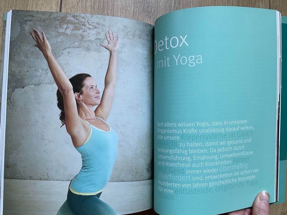 neu GU Fitness YOGA! Die besten Übungen Detox mit Yoga & Ayurveda in Herne