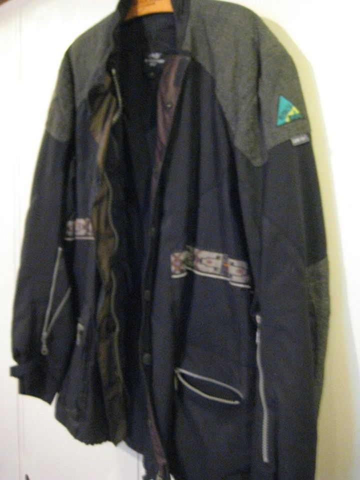 Restless Gore-Tex Motorradjacke-Wasserdichte GORE-TEX Jacke Gr. L in Volkmarsen