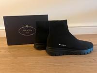 Prada Sneaker schwarz, Größe 37,5 Düsseldorf - Pempelfort Vorschau