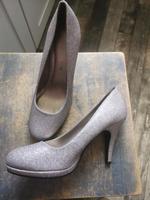 Tamaris Pumps High Heels Gr 39 neu Glitzer Brautschuhe Silber Bayern - Feucht Vorschau