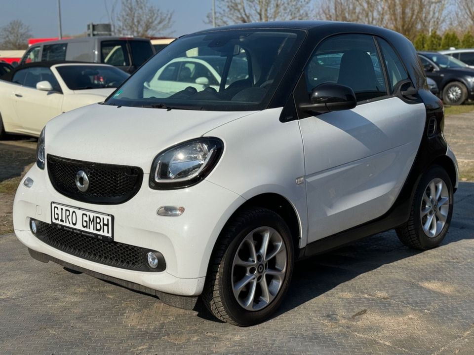 Smart ForTwo coupe 1.0 Panorama ,24Tkm,Klima,Temp.S-H, in Rostock