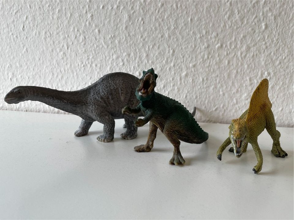 3 Schleich Dinos in Ottobrunn