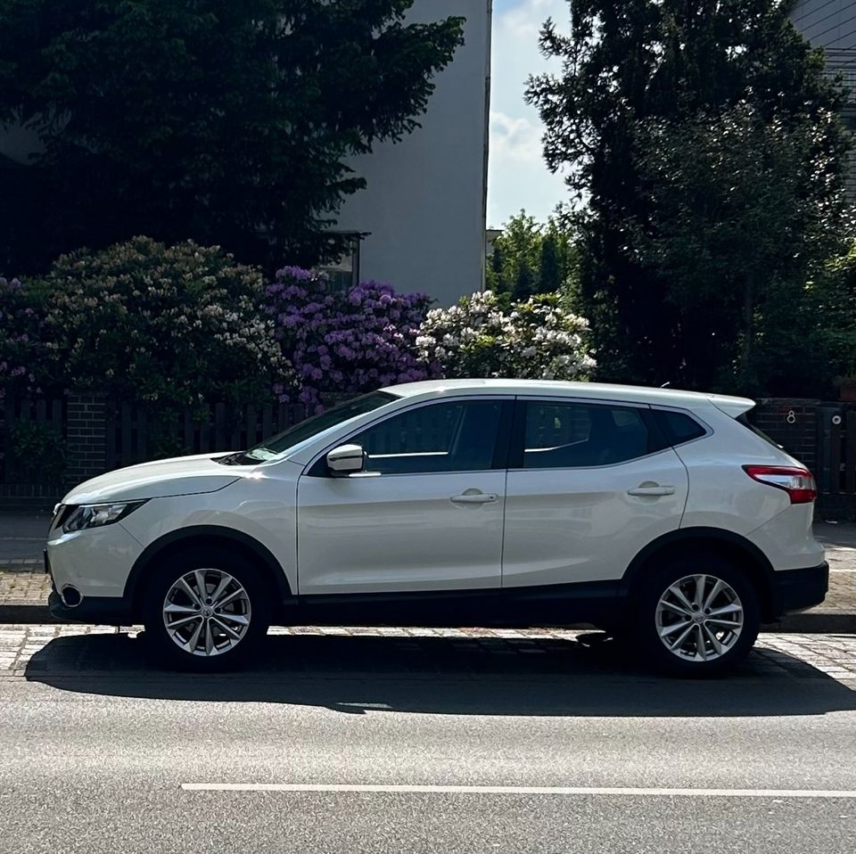 Nissan Qashqai 1.2 DIG-T Xtronic N-CONNECTA in Hannover