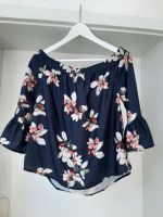 ONLY Shirt Gr. 36 blau navy floral Carmen Ausschnitt Hessen - Hochheim am Main Vorschau