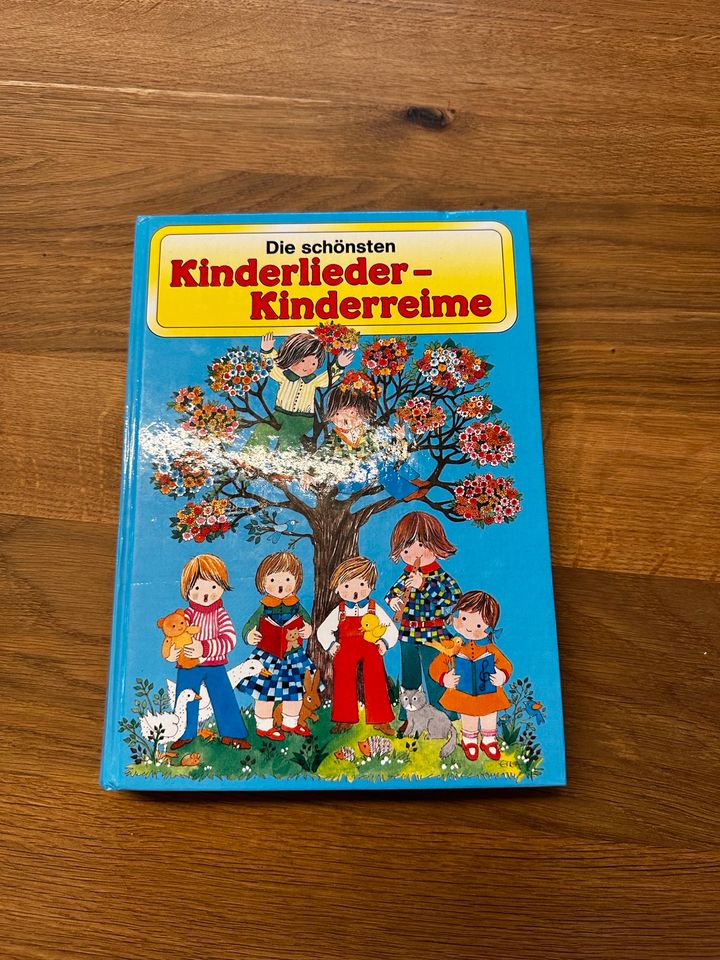 Pestalozzi-Verlag Buch „Die schönsten Kinderlieder - Kinderreime“ in Oberrot