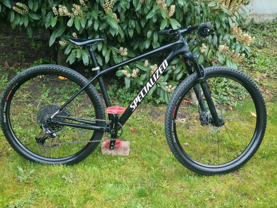 Specialized Epic hardtail Carbon 29 Zoll in Lorsch