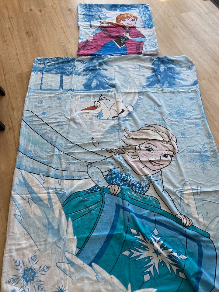 Anna und Elsa Bettwäsche in Ohlsbach