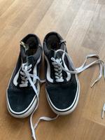 Vans / Sneaker / Größe 39 Frankfurt am Main - Sachsenhausen Vorschau