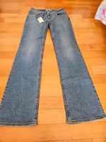 Neue Levi's superlow bootcut in der Größe 27 / 34. Baden-Württemberg - Ladenburg Vorschau