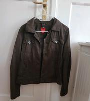 leichte Jacke von Esprit  Gr M Hessen - Mörfelden-Walldorf Vorschau