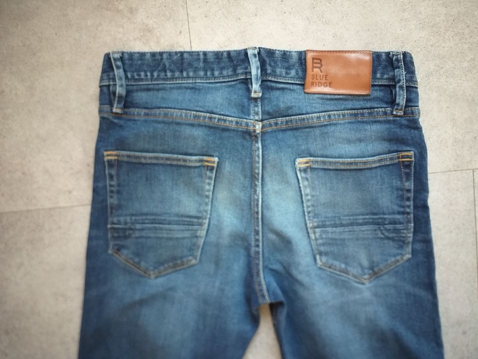 Jeans Blue Ridge W29 für schmale Herren in Pohlheim