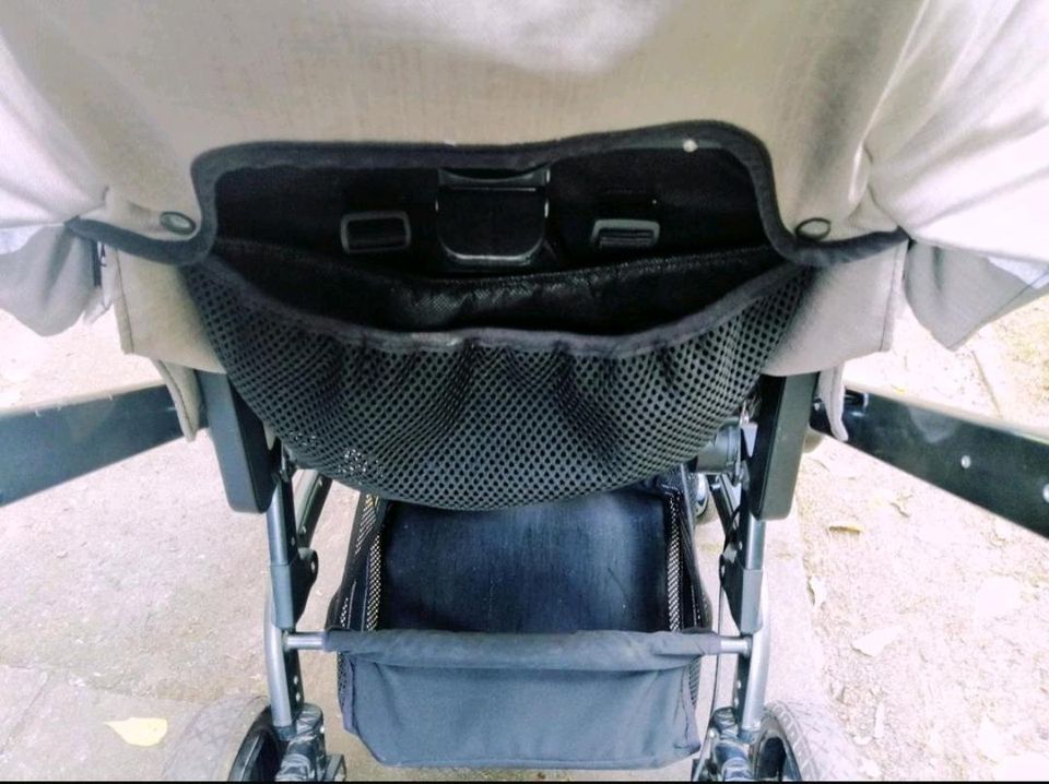 Kinderwagen und Buggy mit Zubehör in Dresden