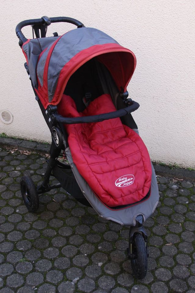 Kinderwagen Babyjogger Mini GT 2 in 1 Babyschale u viel Zubehör in Heidelberg