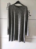 Kleid Gr xl ungetragen  grau Länge 0,85cm  3euro Nordrhein-Westfalen - Dinslaken Vorschau