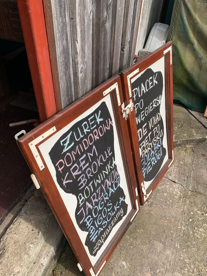 Restaurant Schild Essenstafel Tafel Speisekarte in Möhnesee