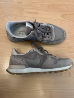 Nike Sneaker Damen 37,5 Bayern - Kempten Vorschau