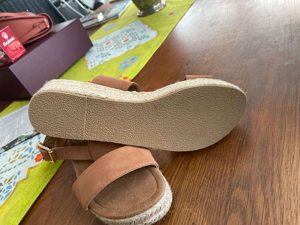 Sandale Wedges Gr. 39 in Darmstadt