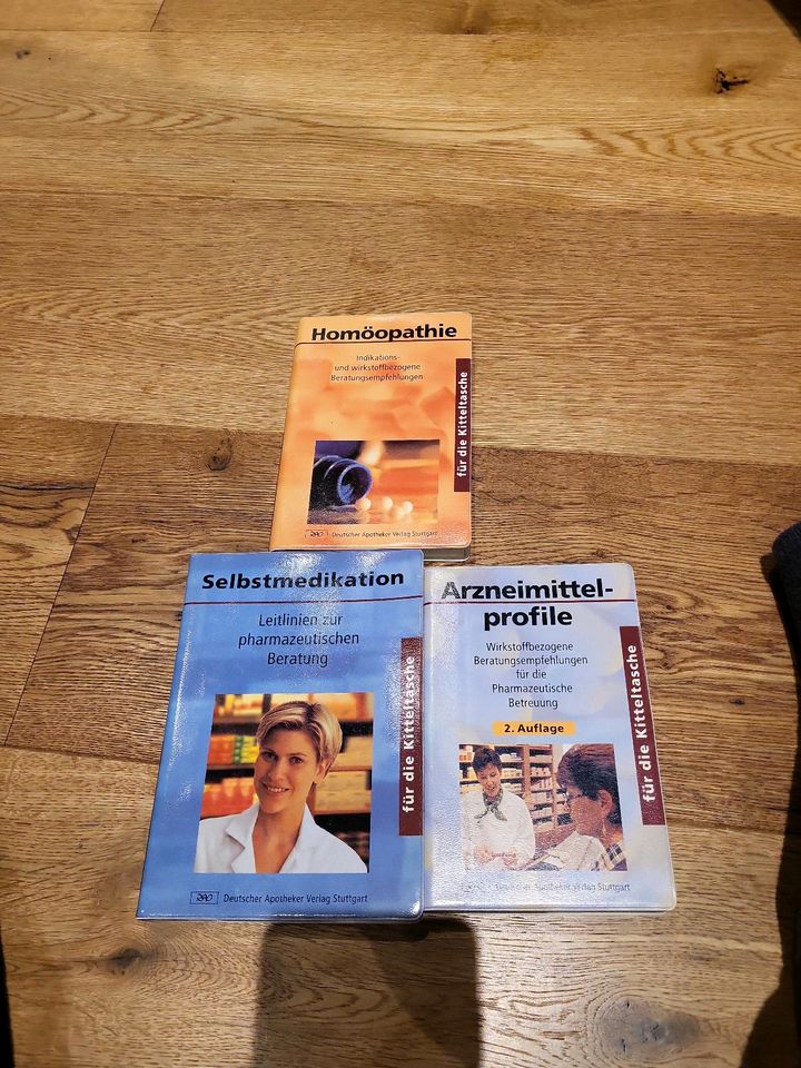 Selbstmedikation  Arzneimittelprofile,Homöopathie,Buch in Kiel