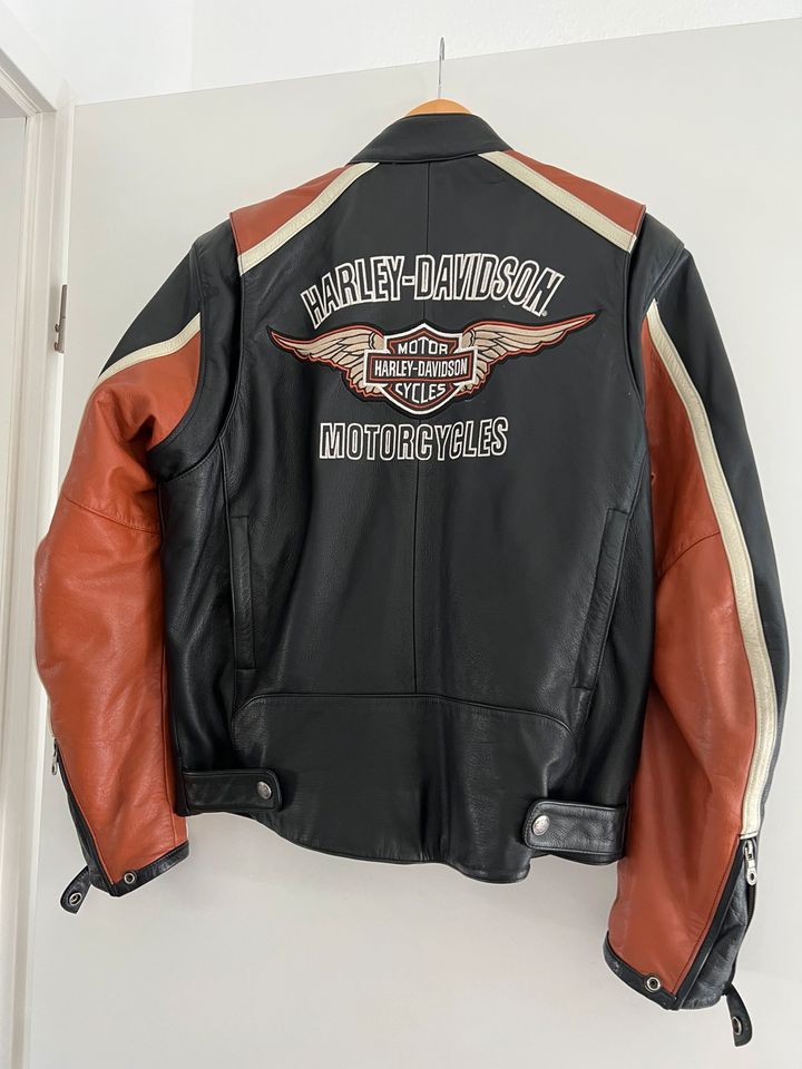 Harley Davidson Motorrad Lederjacke in Neuenburg am Rhein