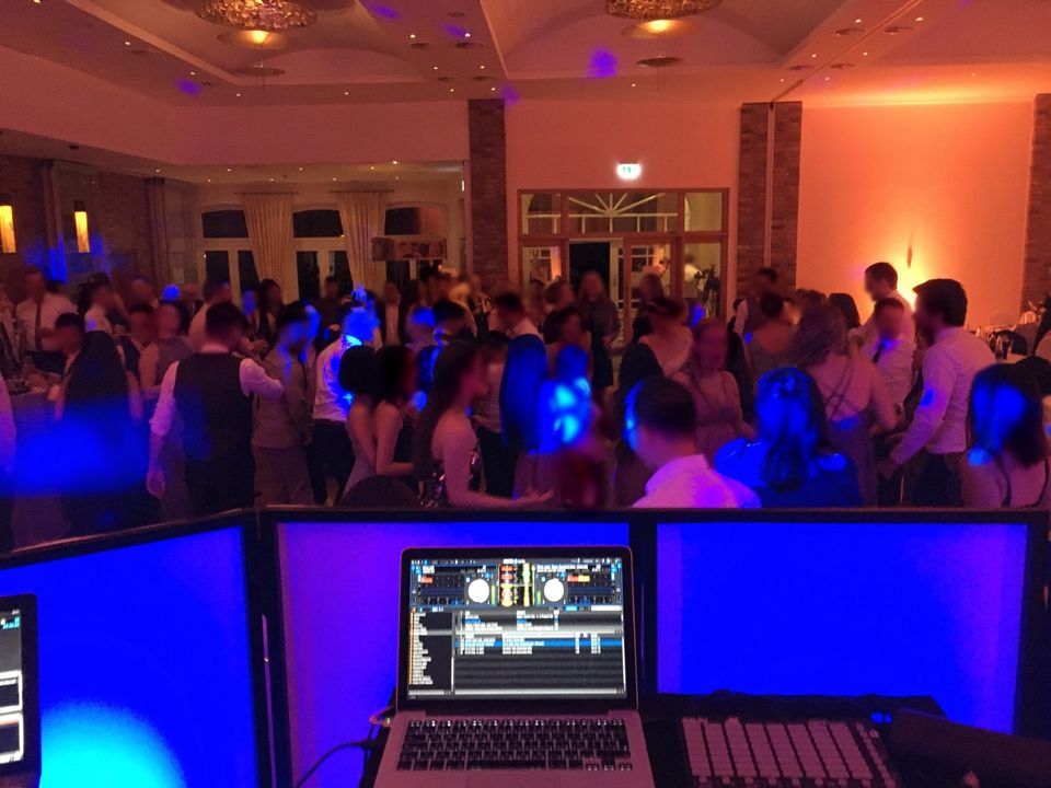 DJ Osnabrück buchen für Hochzeiten, Firmenfeiern und Geburtstage in Osnabrück