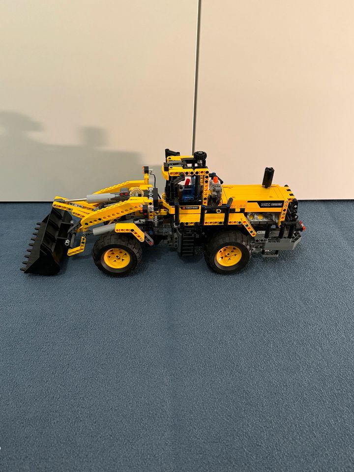 Lego Technic 4265 - Frontlader + Power Function 8293 in Radevormwald