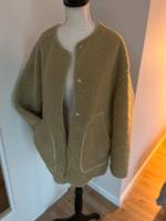 ZARA Teddyfell Jacke Oversized *** neuwertig Schleswig-Holstein - Tarp Vorschau