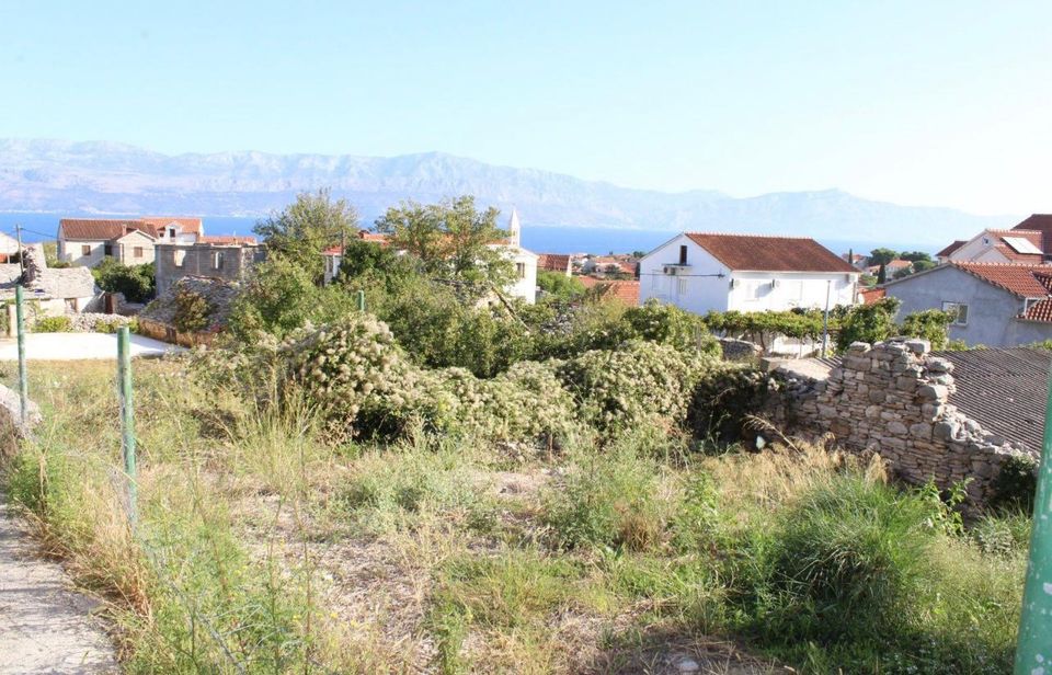 Kroatien Insel Brac altes Steinhaus zum Wiederaufbau in Nagold