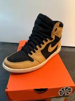 Nike Air Jordan 1 High OG Beige/Schwarz US 9 / 42,5 Berlin - Neukölln Vorschau