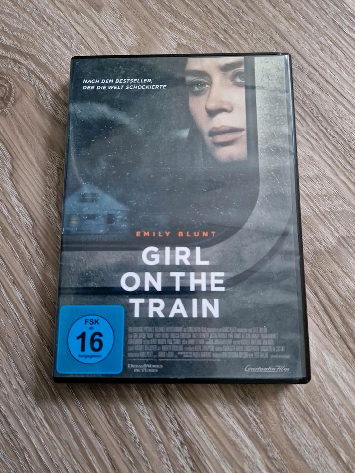 Spannender Film DVD Girl on the Train in Neutraubling