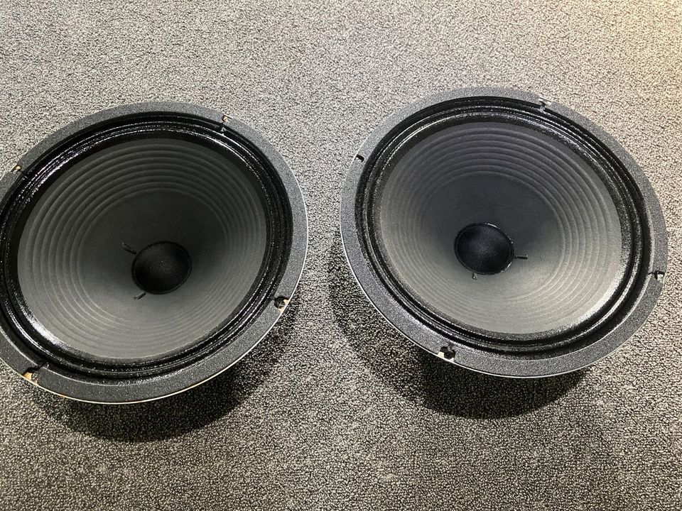 2x Marshall G12 Vintage 30 T3897B 16 Ohm by Celestion in Jessen (Elster)