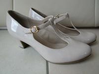 Pumps Riemen beige Gr. 36, neuwertig, nur 1x getragen Bayern - Haßfurt Vorschau