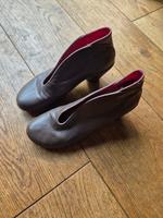 Pumps Leder Schuhe m Absatz khaki grau ° CAMPER ° Gr 37 Baden-Württemberg - Waldkirch Vorschau