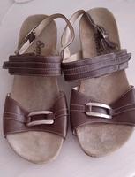 Sandalen, braun, Gr. 41, sehr gut erhalten !!! Essen - Essen-Stadtmitte Vorschau